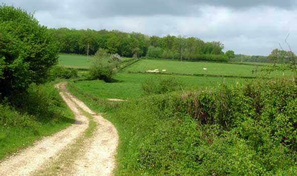 walking across France on the Grandes Randonnees GR 654